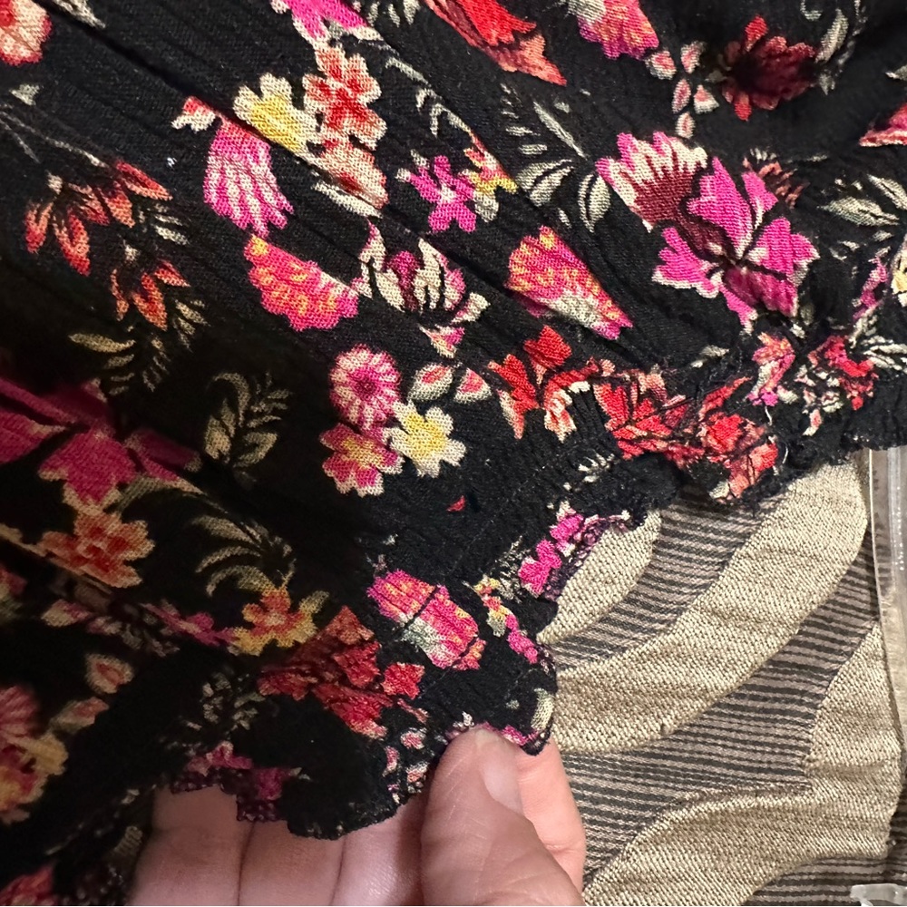 Beautiful everyday blouse - Picture 3 of 7